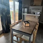 Campsite Les Sables Du Midi A *